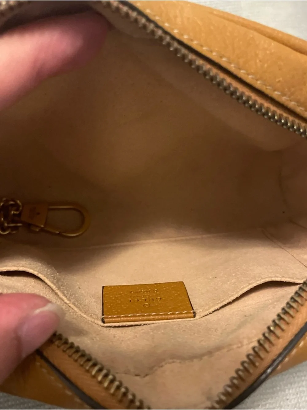 Gucci X Disney Mickey Mouse Crossbody Bag Authentic GG Coated Canvas Preowned - Picture 3 of 11